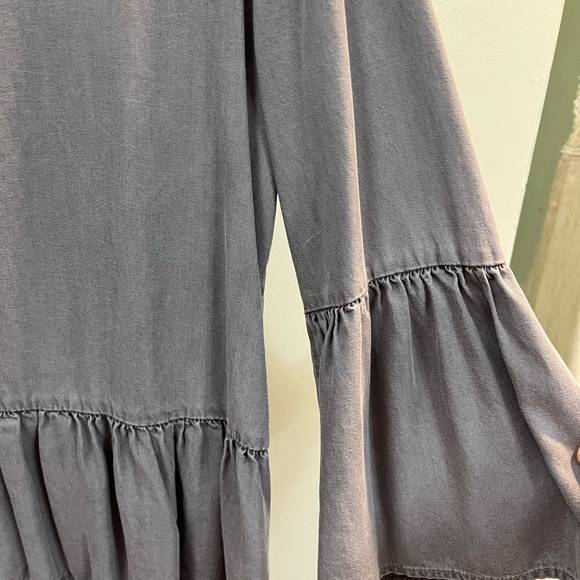 Women's beach lunch lounge Denim Style Ruffle Style Shirt Size S - Picture 3 of 6